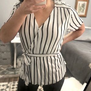 Plus size Ava and Viv flowy surplice top